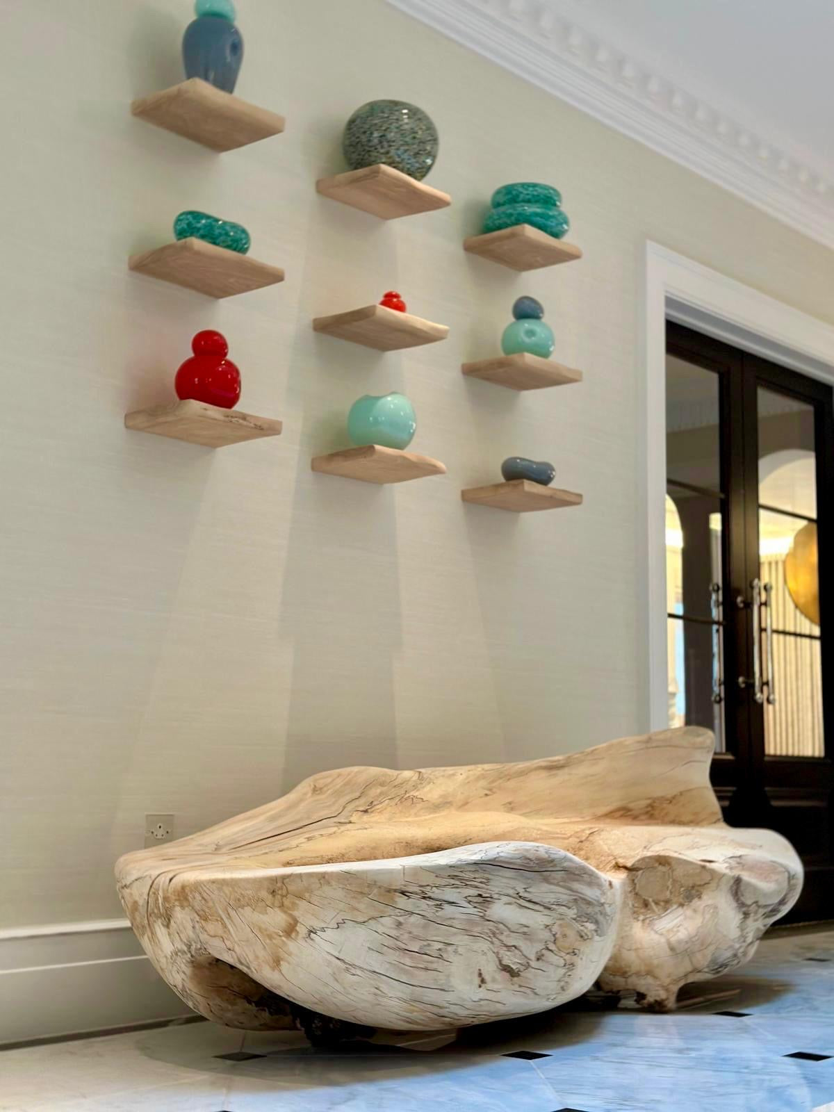 Sculpture bench