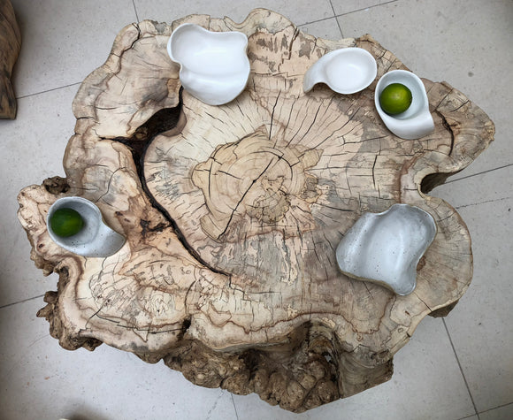 Centre Earth Table